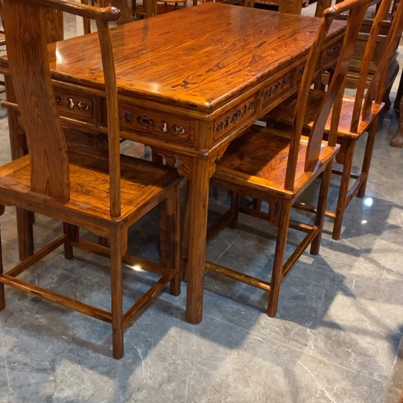 【闪购商品】木（非红木类）小*图太普通了