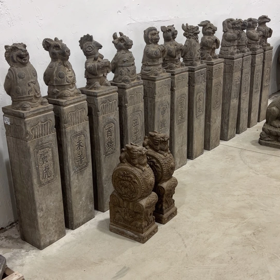 慕***石材12一套拴马桩