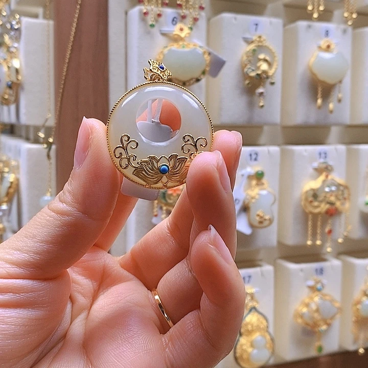 和田玉颈饰银S925镶嵌