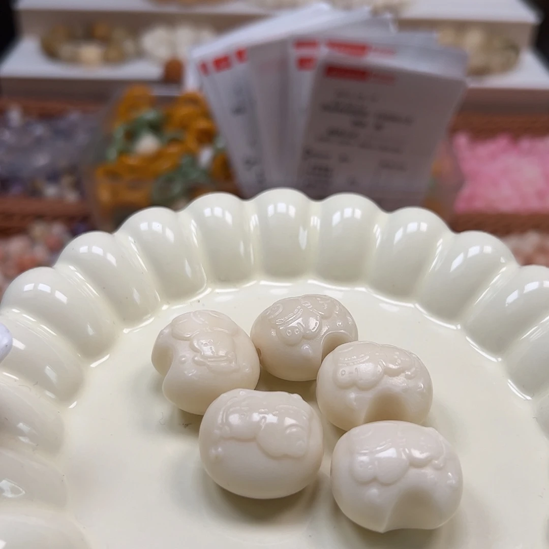 手串菩提根/象牙果微瑕卡25白色熊人月亮5颗有裂