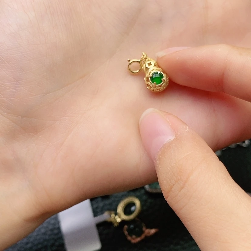 【闪购商品】翡翠戒指银S925镶嵌天然翡翠吊坠
