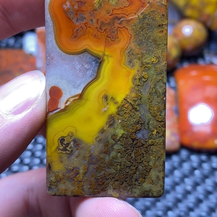 玛瑙/玉髓颈饰未镶嵌