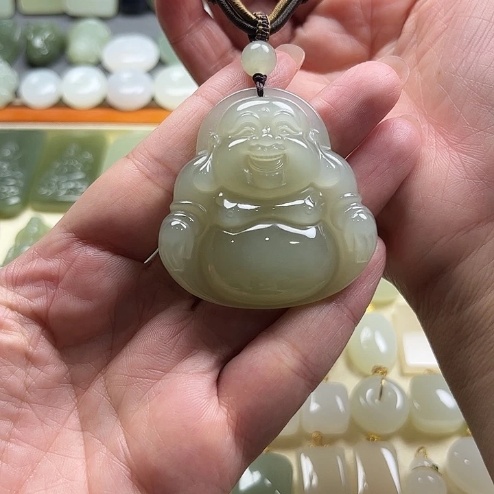 颈饰未镶嵌和田玉小*静