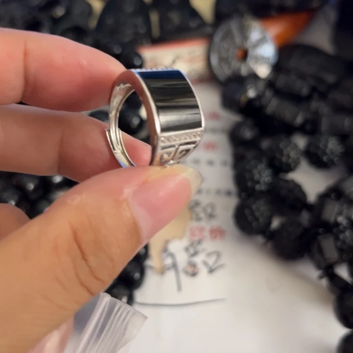翡翠银S925镶嵌戒指墨翠