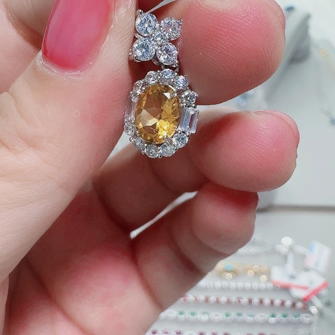 925银合成立方氧化锆吊坠