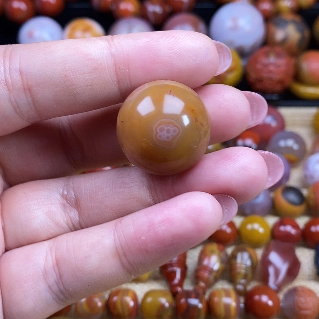 玛瑙/玉髓未镶嵌战国红玛瑙