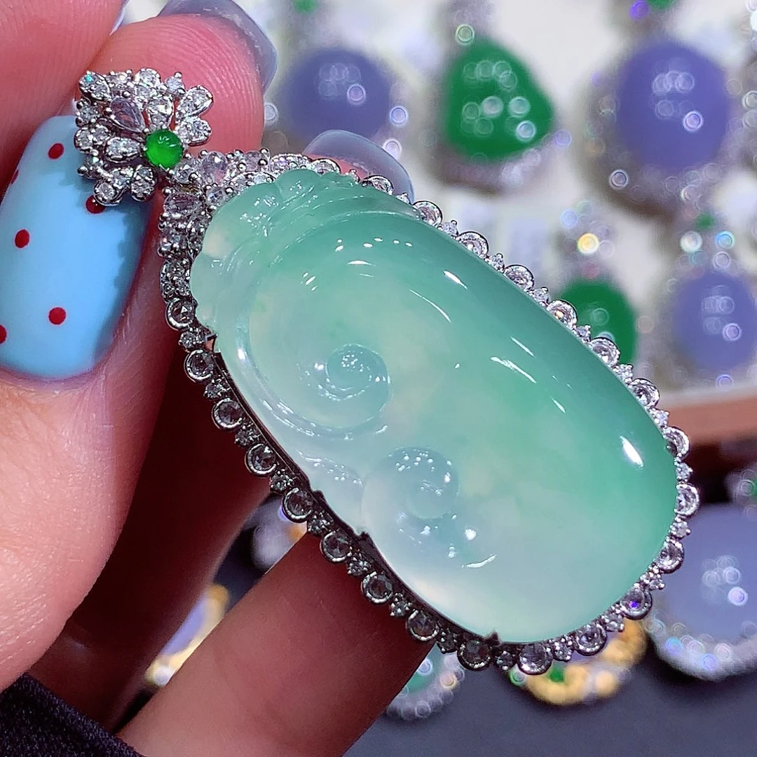 翡翠18K金镶嵌吊坠(不含链)