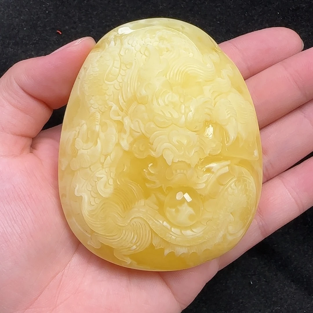 蜜蜡未镶嵌珠宝奇石