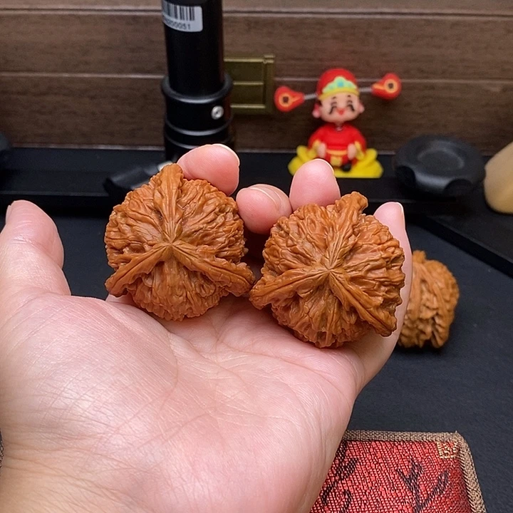 尘***封把件文玩核桃白奔