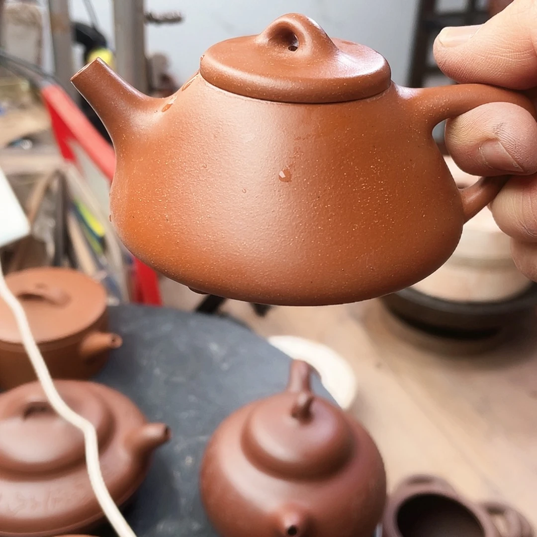 紫砂茶壶醉石瓢，位瑕，红降坡泥