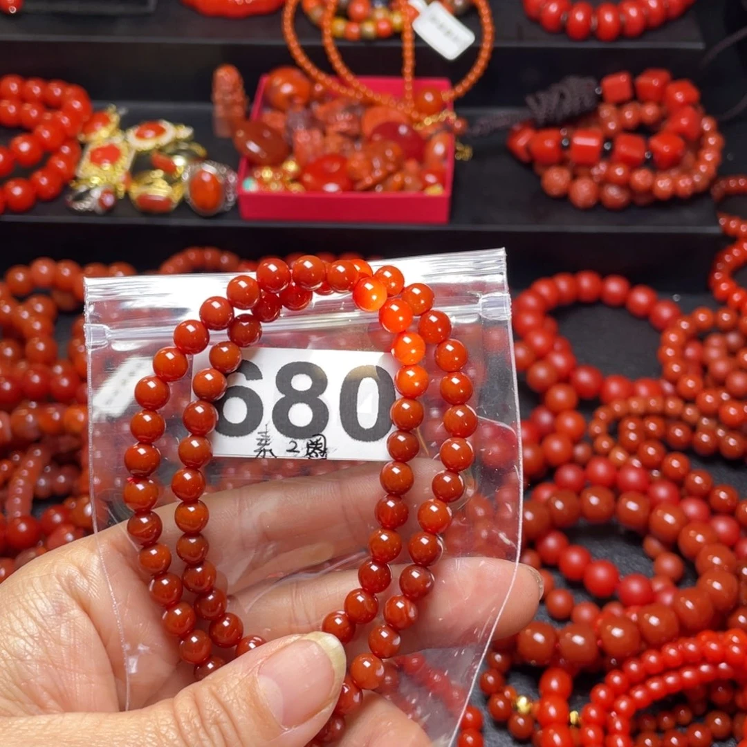 南红玛瑙手链未镶嵌周*窝