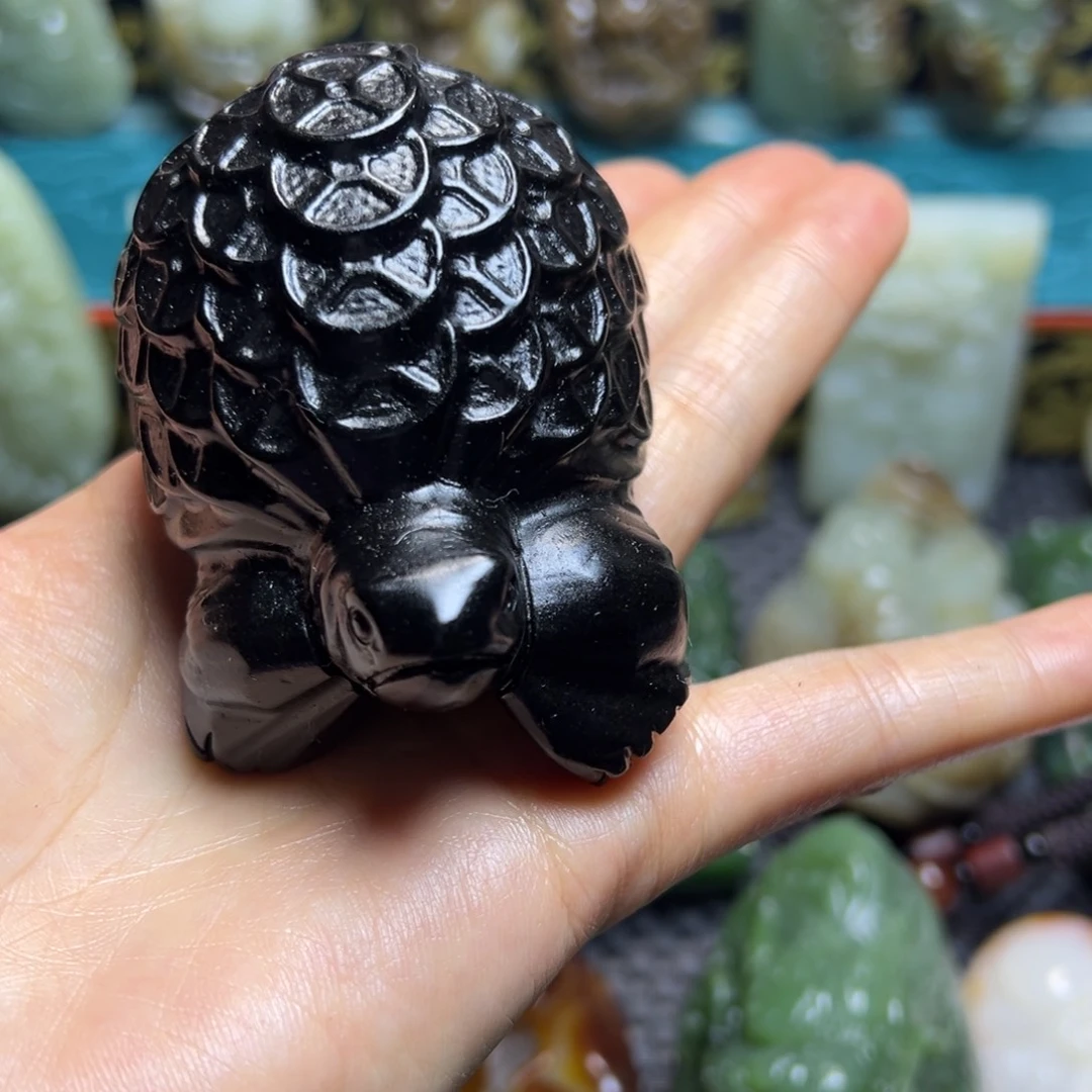 和田玉未镶嵌把件