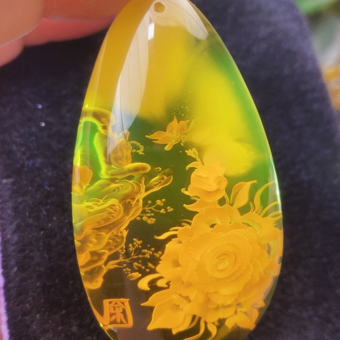 【闪购商品】金珀吊坠(不含链)未镶嵌
