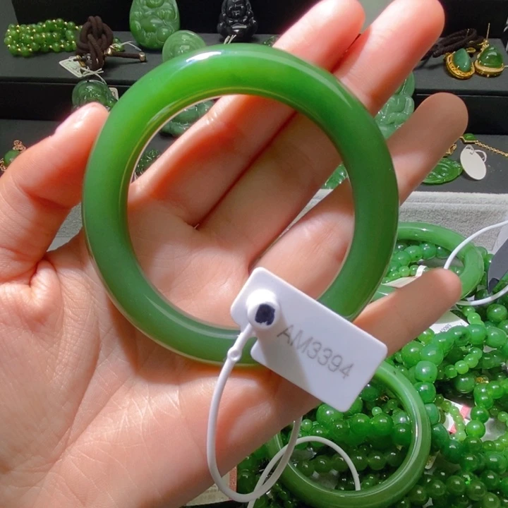 和田玉（碧玉）未镶嵌手镯