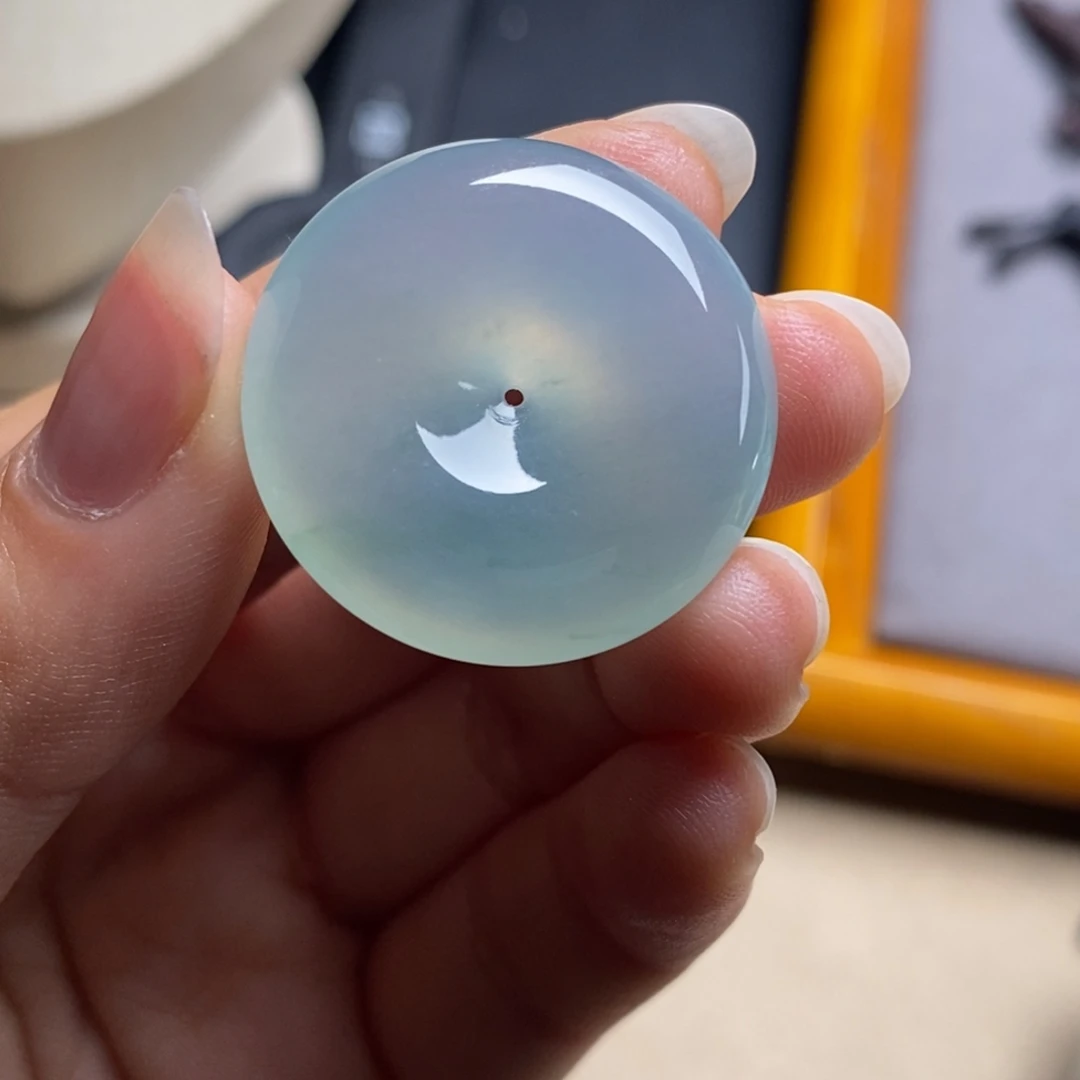 翡翠未镶嵌颈饰冰润起胶淡晴绿飘花大气肉扣28.4-7.6