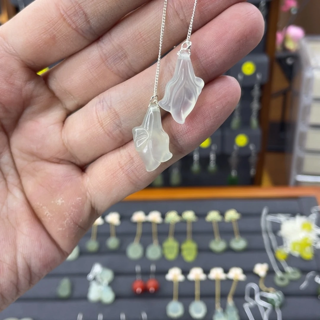 蛇纹石玉耳饰银S925镶嵌简***?