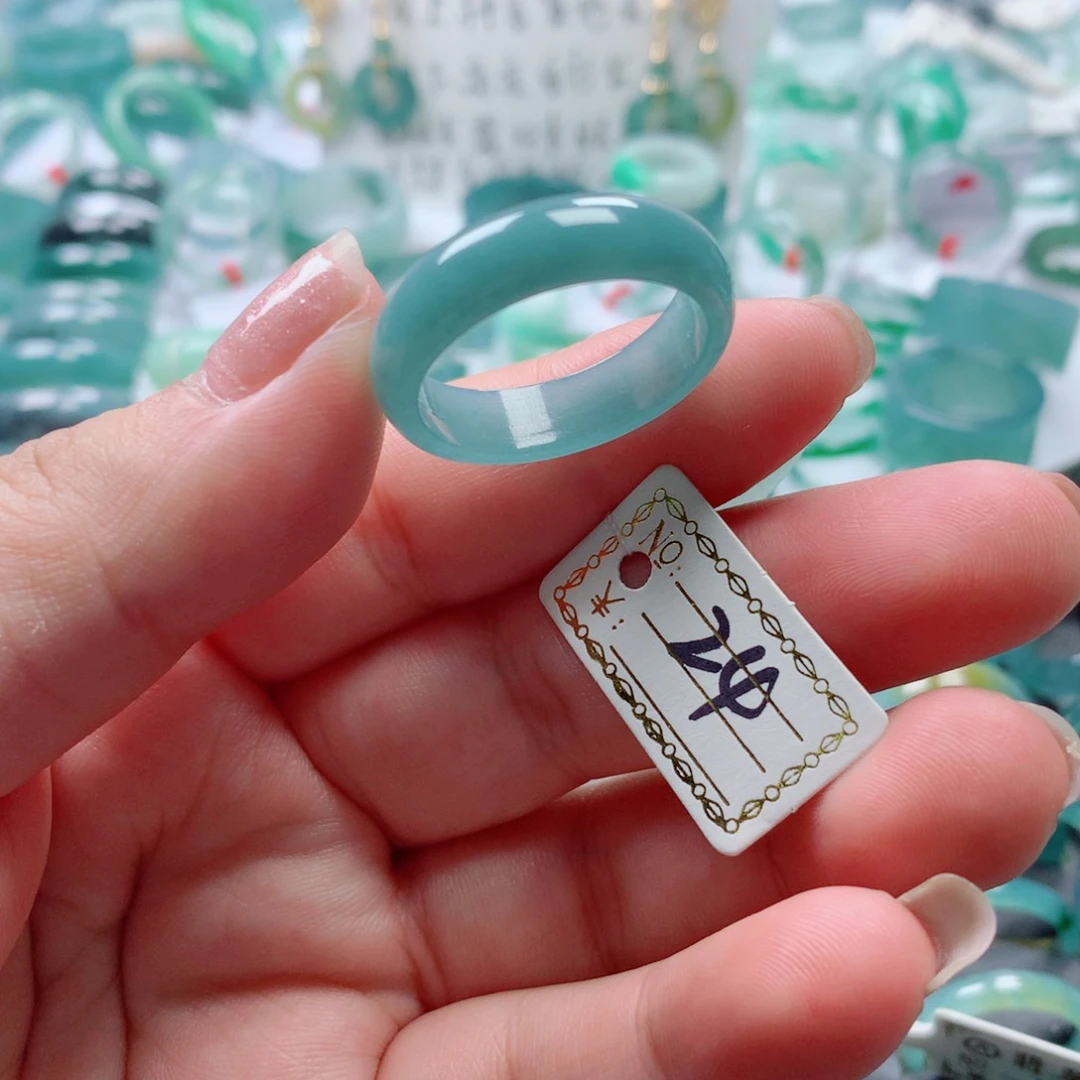 翡翠戒指未镶嵌戒指