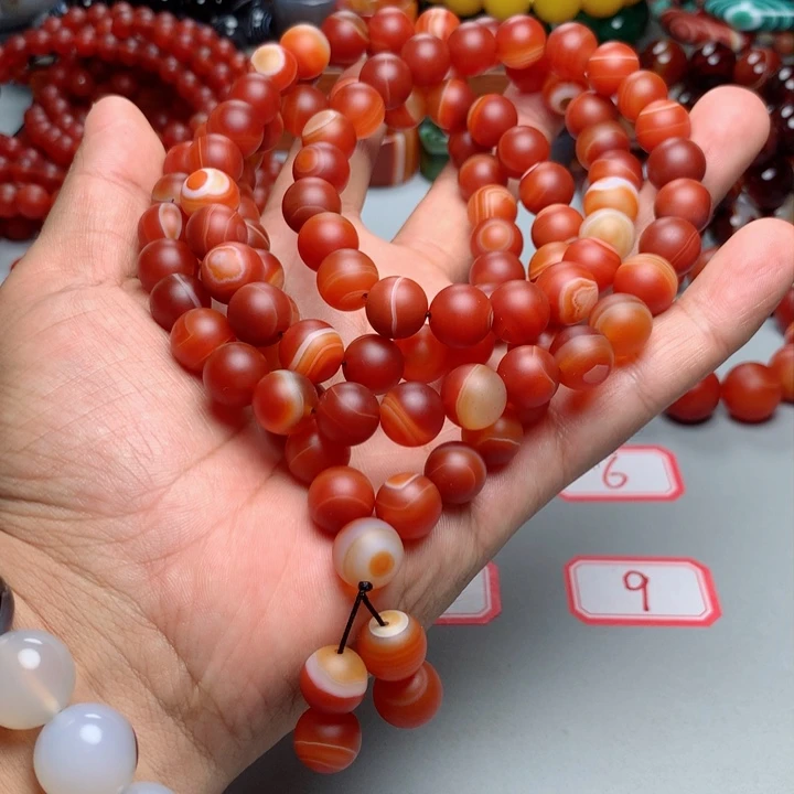 未镶嵌手链玛瑙/玉髓溪**旅