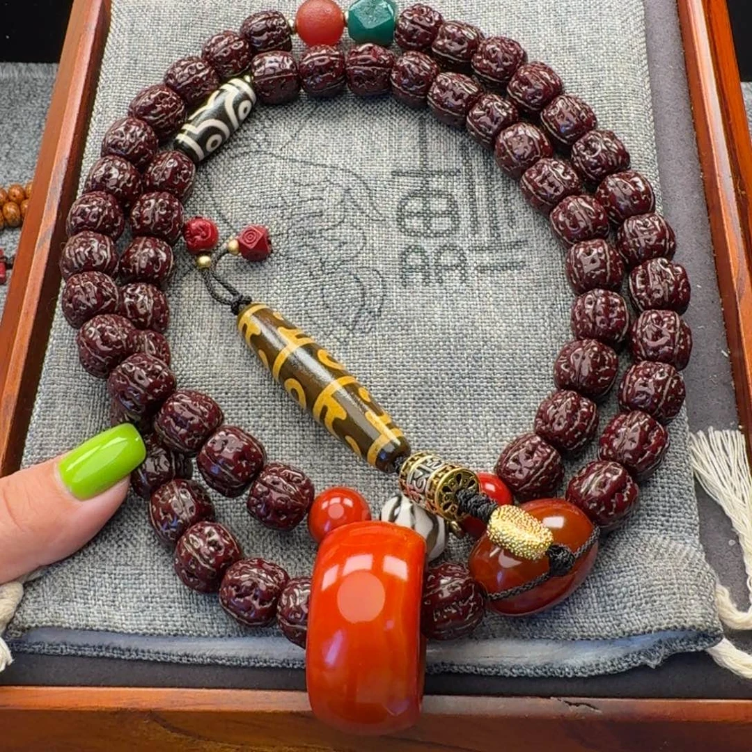 金刚菩提吊坠黑金