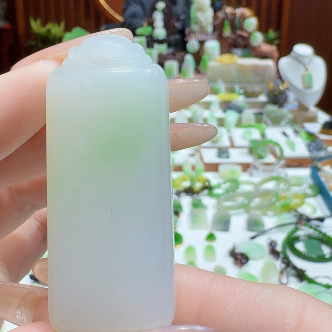 和田玉翠青无事牌未镶嵌