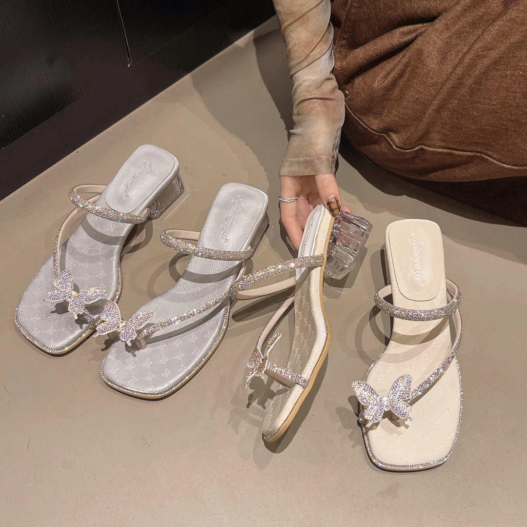 蝴蝶水钻拖鞋女夏外穿2025年新款法式绝美仙女风配裙子套趾凉拖鞋