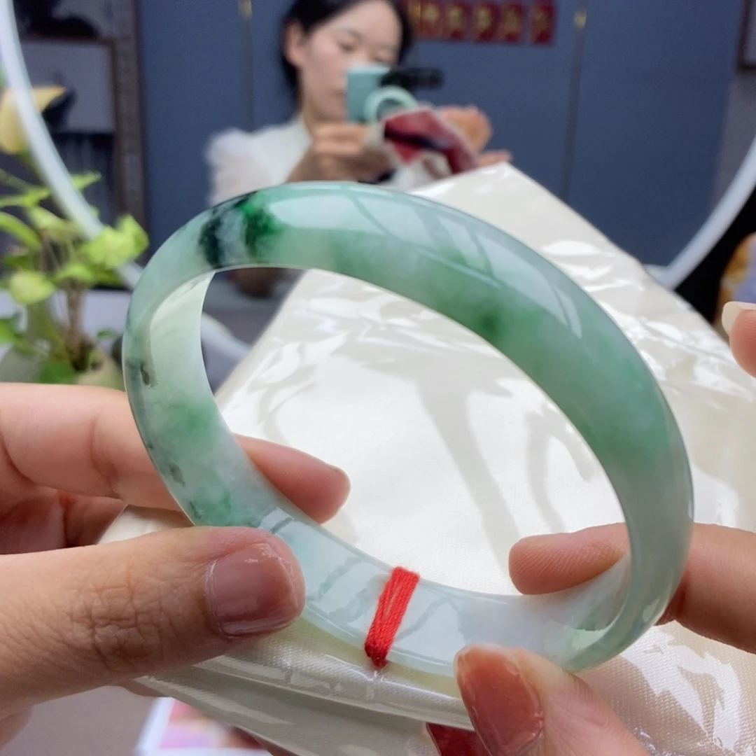 翡翠未镶嵌颈饰手镯贵妃58