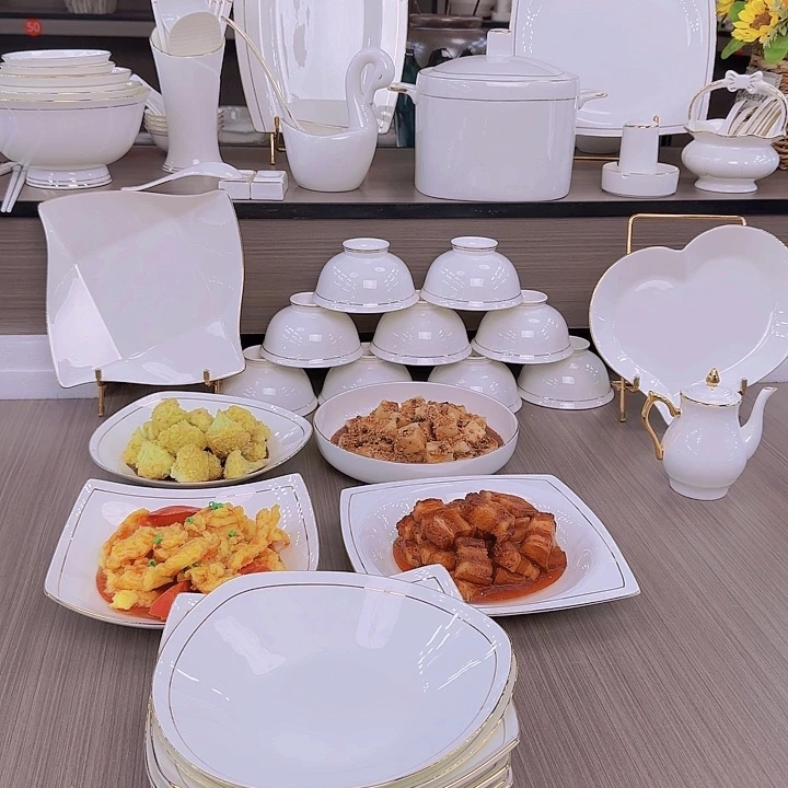 骨瓷8英寸贵龙4个，三角2个