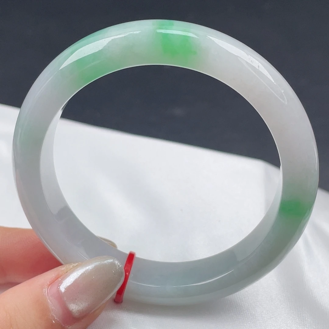 翡翠未镶嵌手镯56圈口