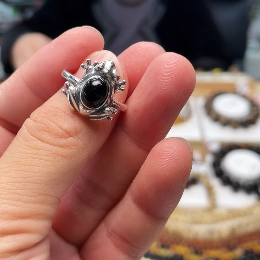 向***歌琥珀未镶嵌裸石大