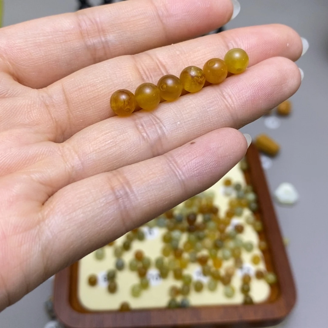 敏***s蛇纹石玉未镶嵌配饰