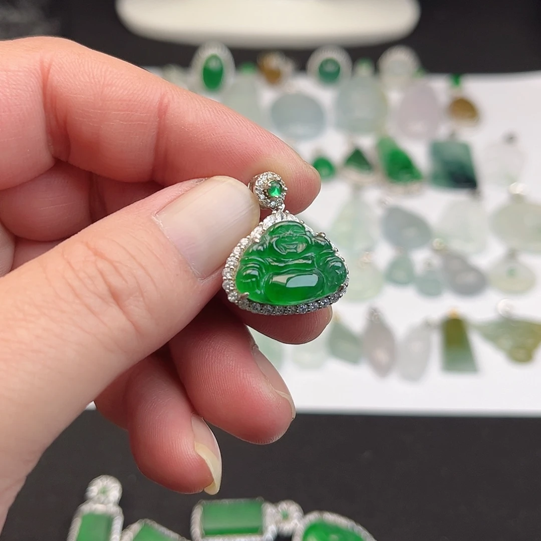 翡翠银S925镶嵌颈饰佛公