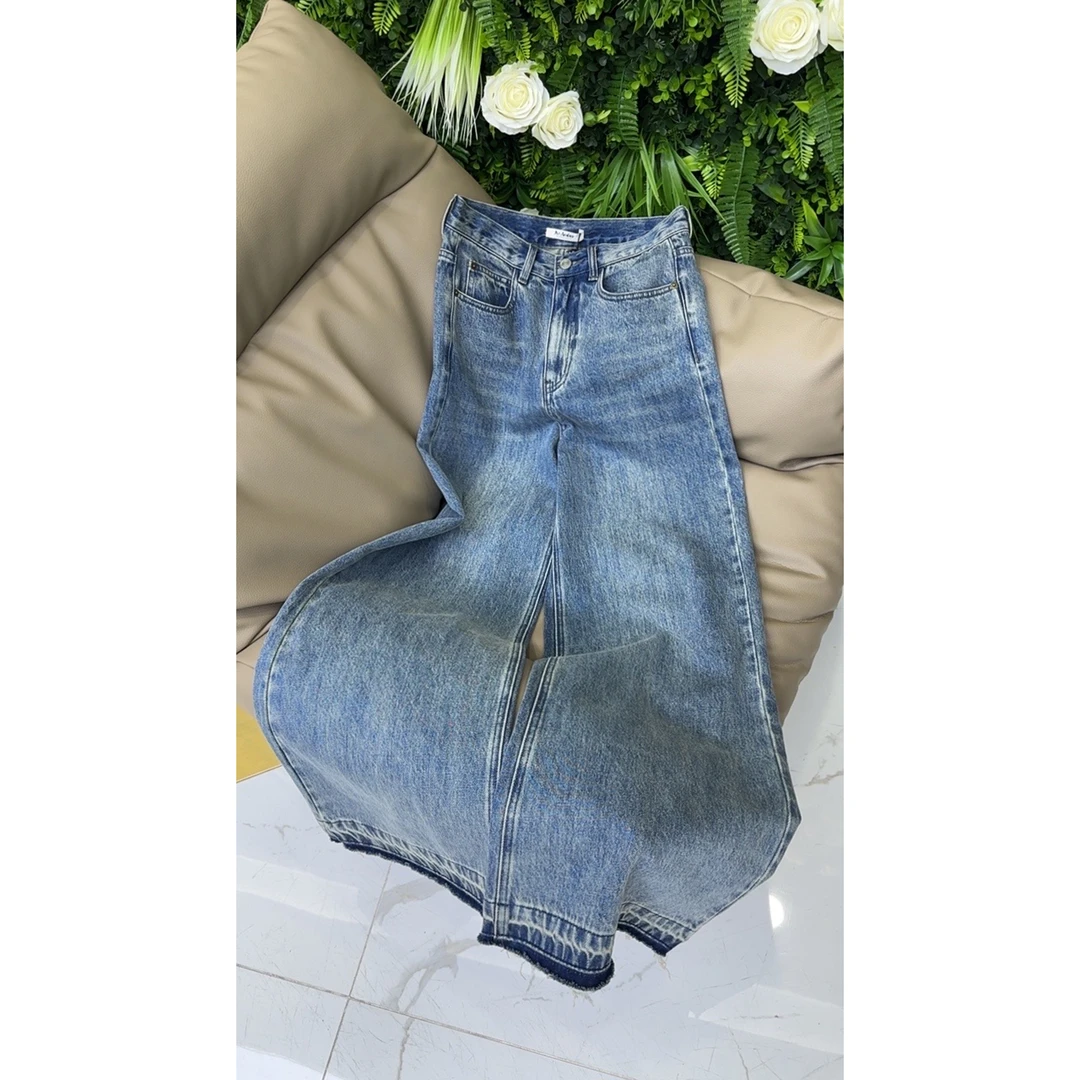 品牌原单100%纯棉柔软软牛仔女款阔腿直筒牛仔裤——0257