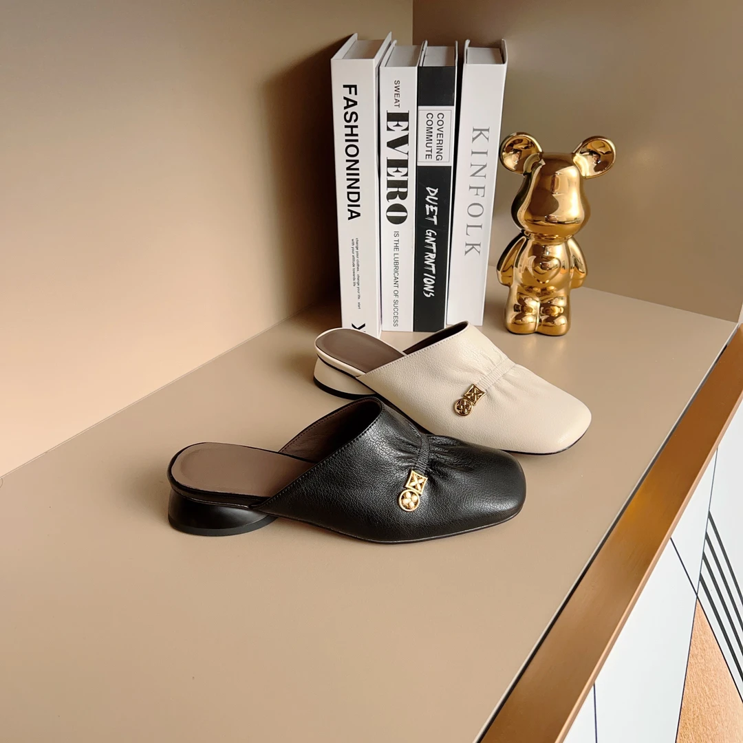 2025夏季新款羊皮舒适百搭拖鞋3CM粗跟方头一脚蹬包头拖W634