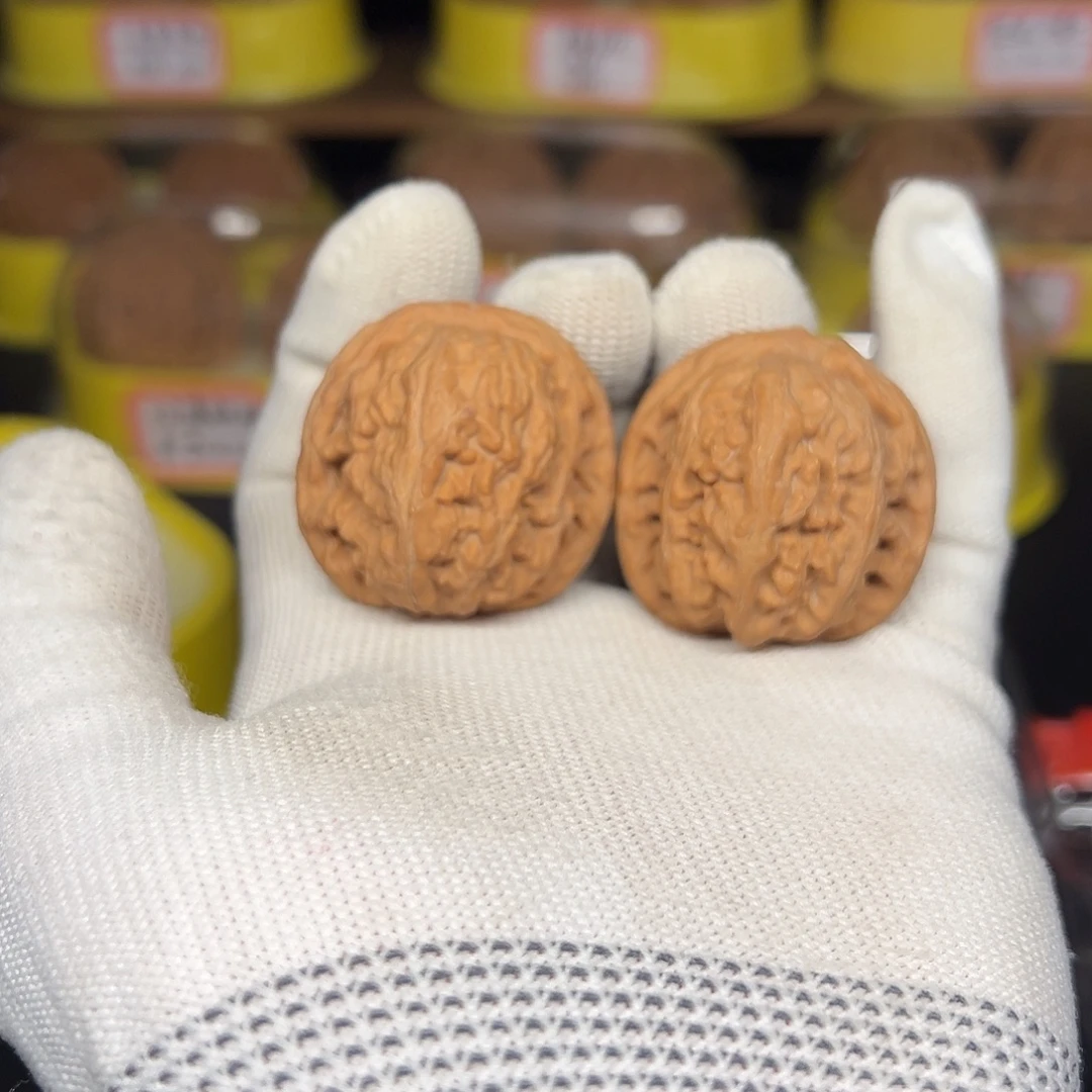 文玩核桃把件红锦鲤尺36