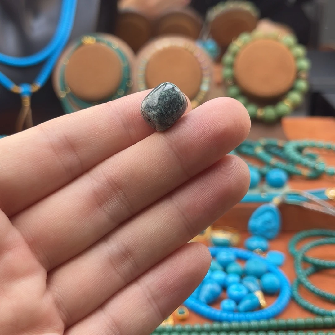 绿松石未镶嵌配饰