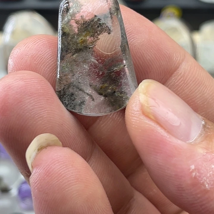 未镶嵌吊坠(赠链)水晶