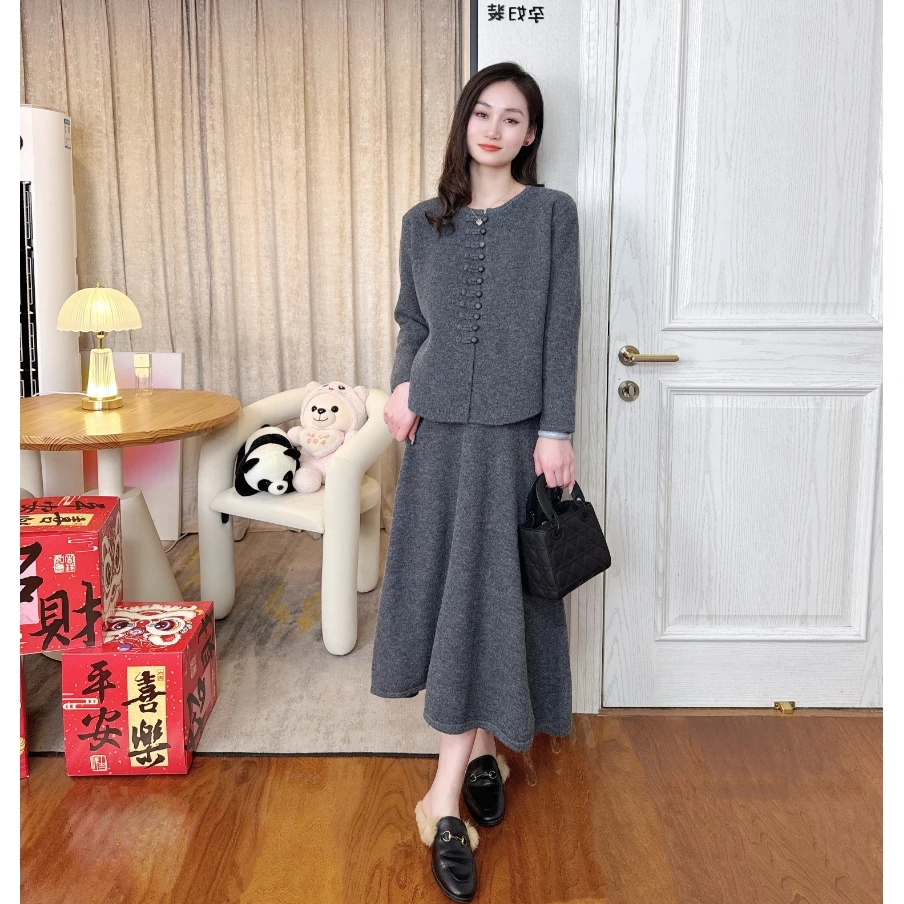 Ann&tens【如画】秋冬加厚孕妇套装气质排扣外套可调腹围孕妇半身裙