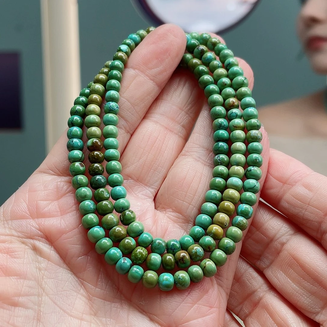 未镶嵌绿松石颈饰