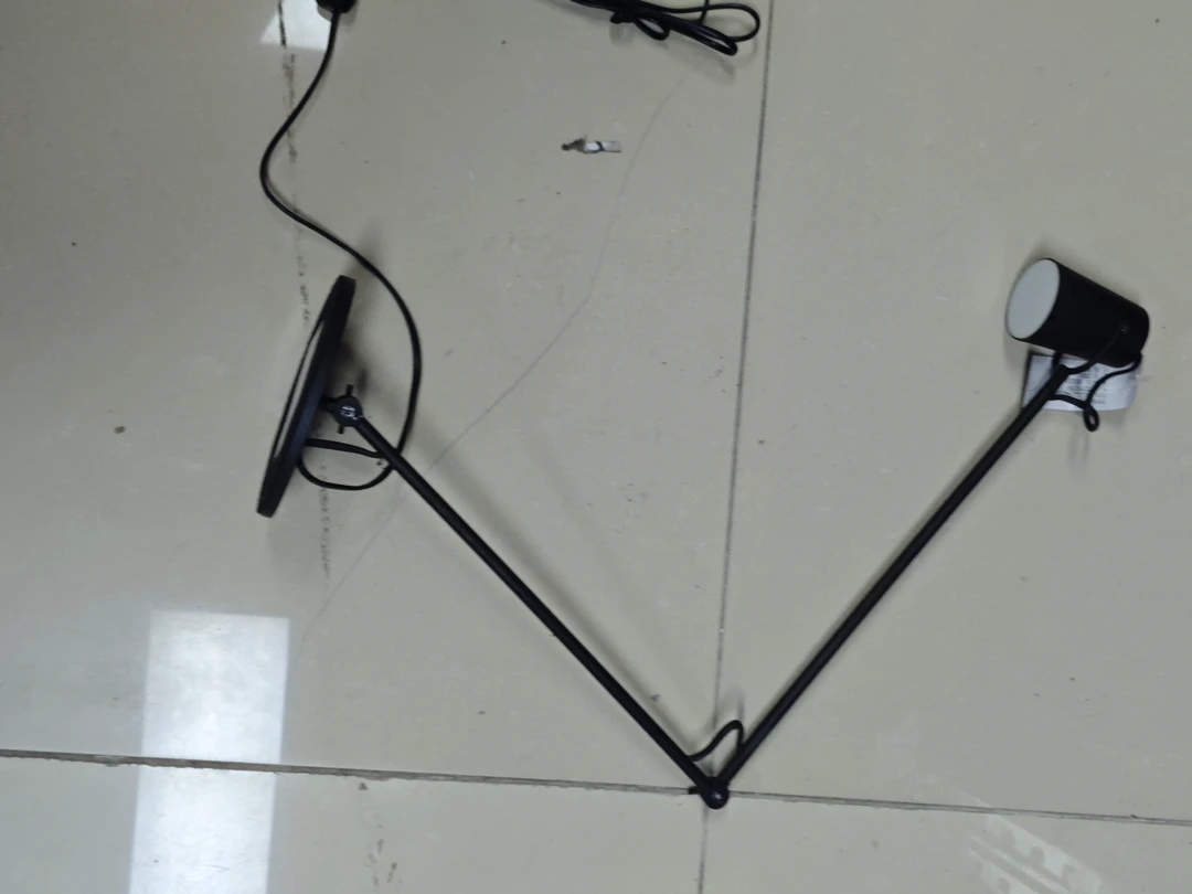 9新  1011T-A小台灯/听主播有库存痕迹