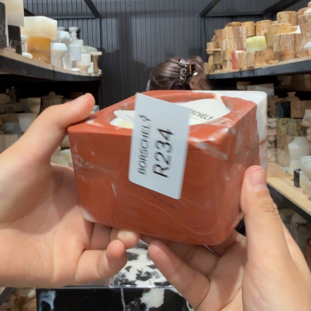 大理石R234。 爱。