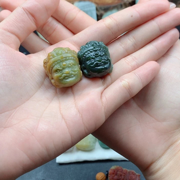 定制翡翠未镶嵌素**年翡翠