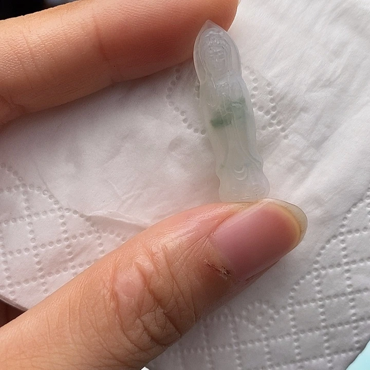 未镶嵌定制翡翠观音