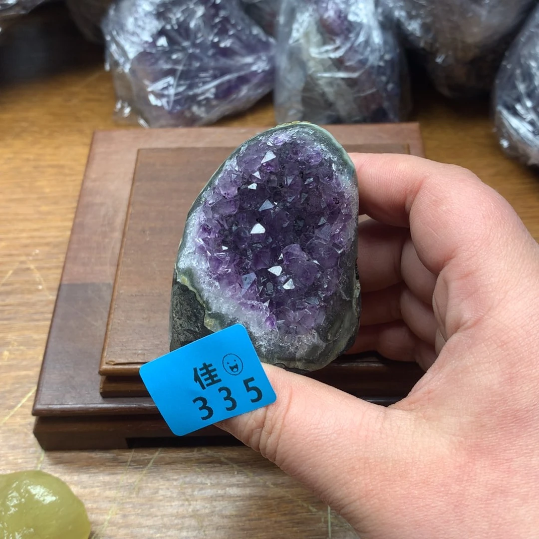 水晶大型摆件（非配饰）未镶嵌