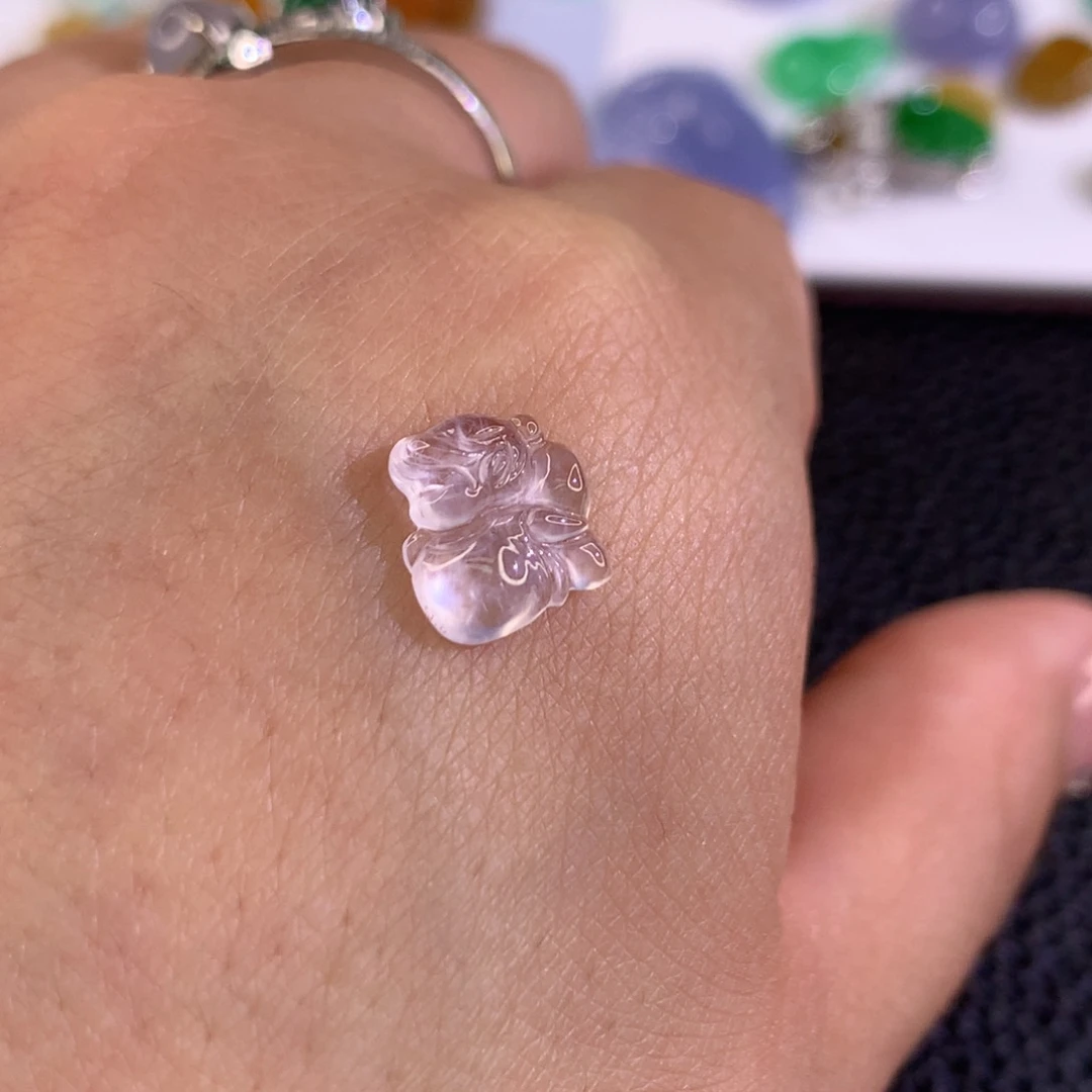 定制翡翠未镶嵌翡翠