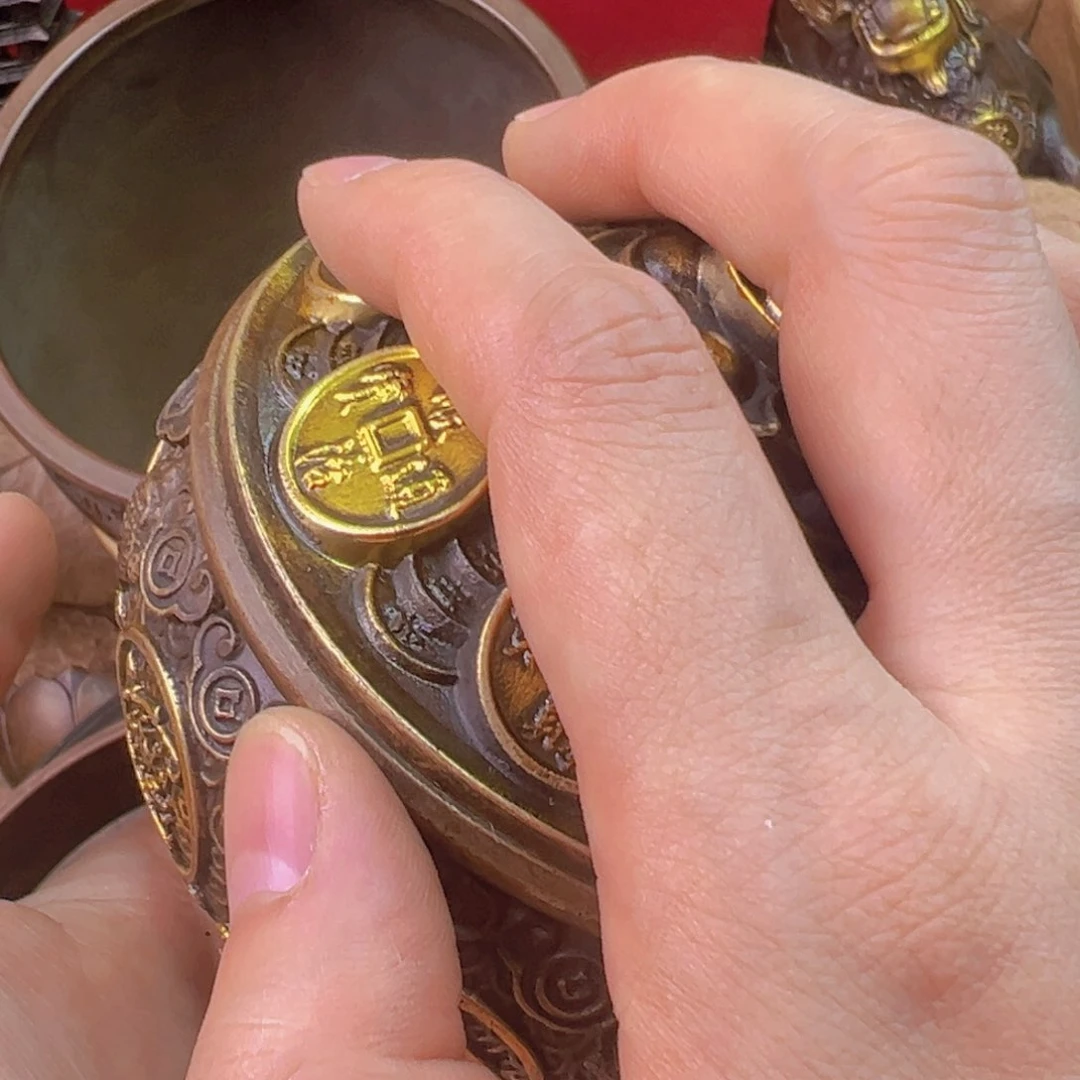 原矿风磨铜带盖聚宝盆