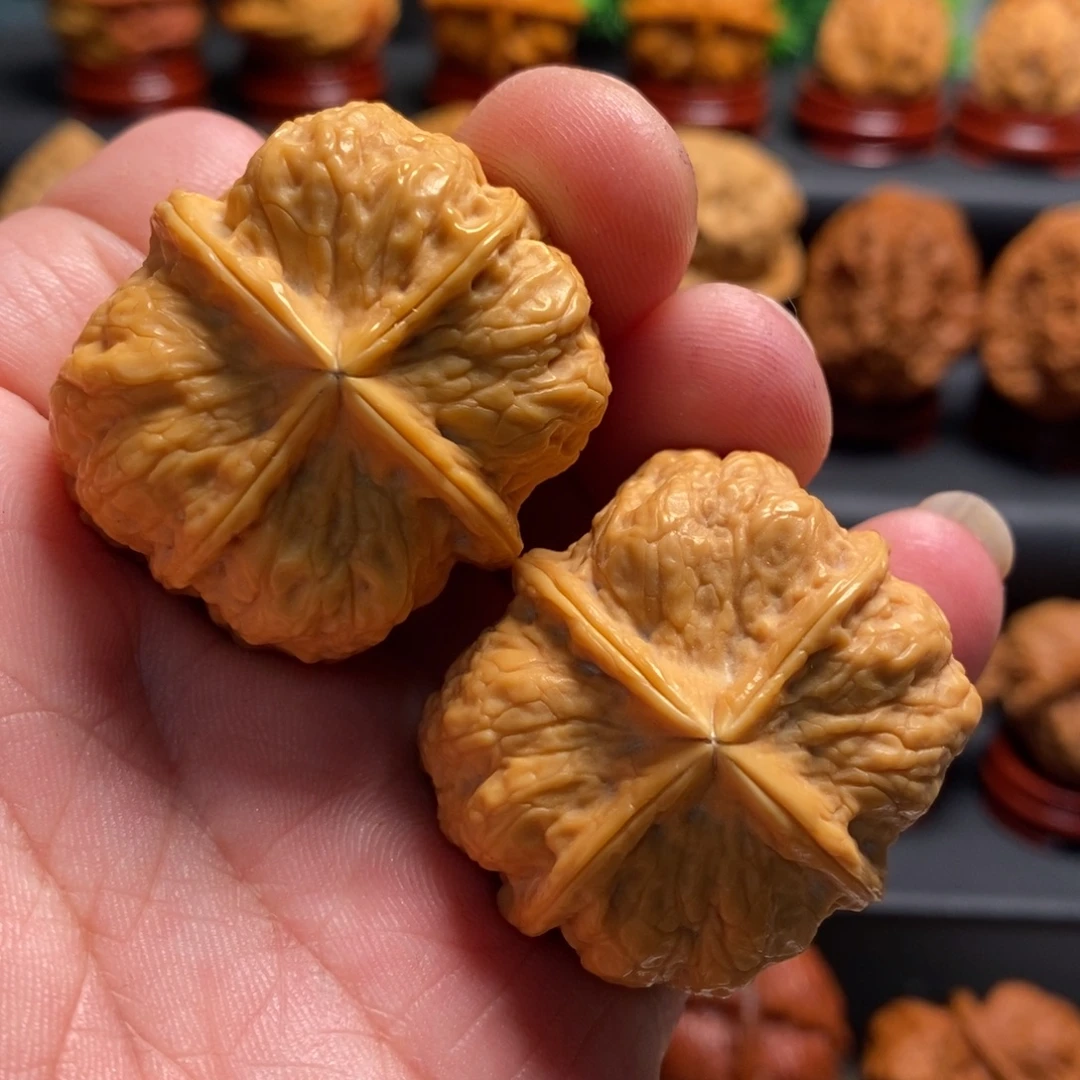 文玩核桃吊坠玉玺四棱40