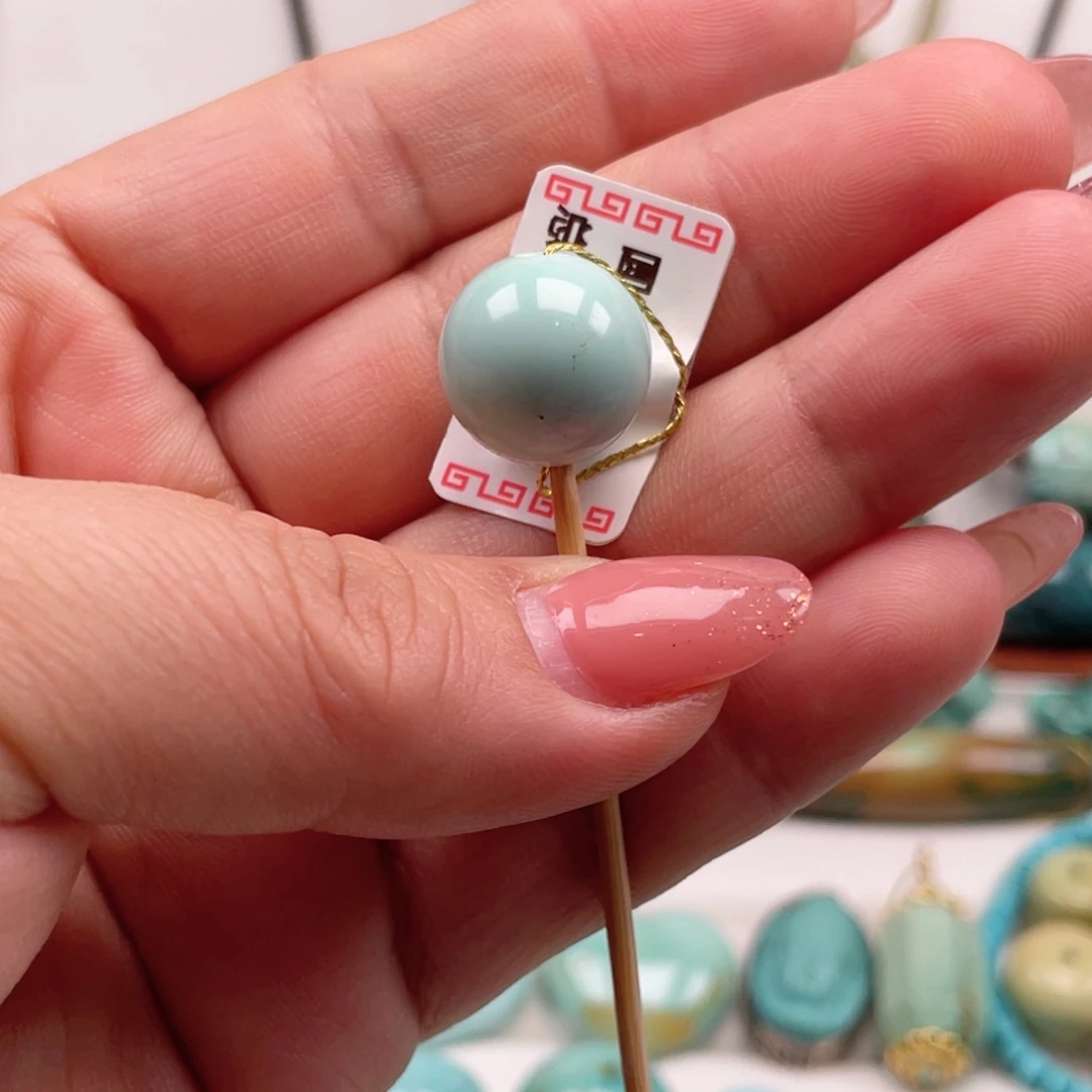 绿松石未镶嵌摆件