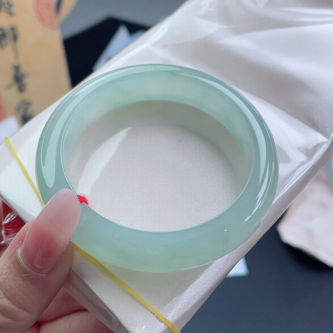 未镶嵌手镯翡翠是**呀54.3青提葡萄 清水出芙蓉天然去雕饰