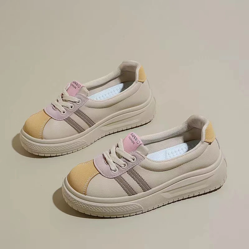 女秋冬平底软底韩版百搭时尚皮面小白鞋板鞋Q1809