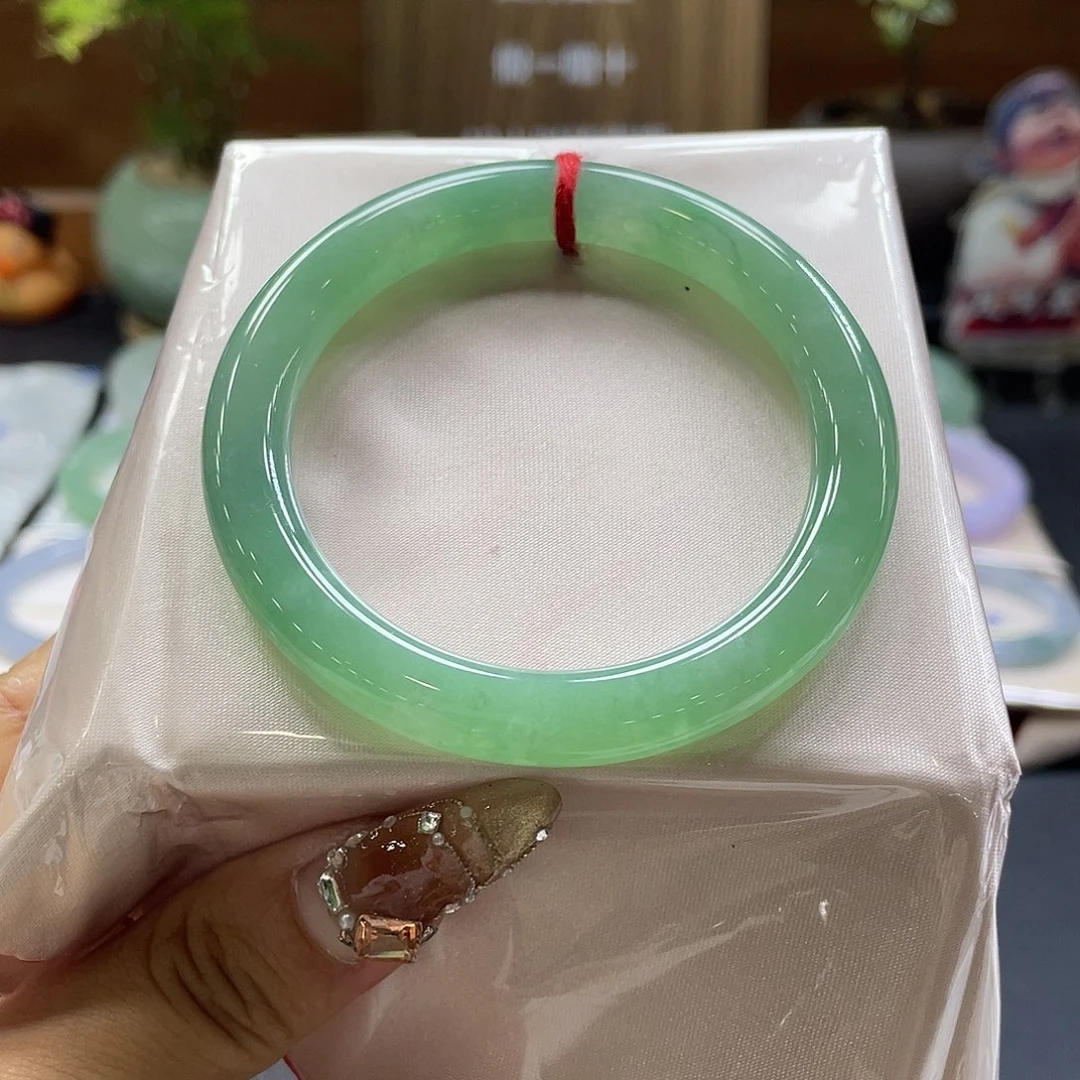 翡翠未镶嵌手镯21号